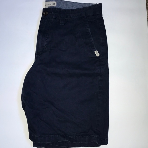 Vans khaki shorts Size 31 - Picture 1 of 1